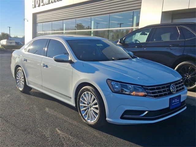 2017 Volkswagen Passat 1.8T SE