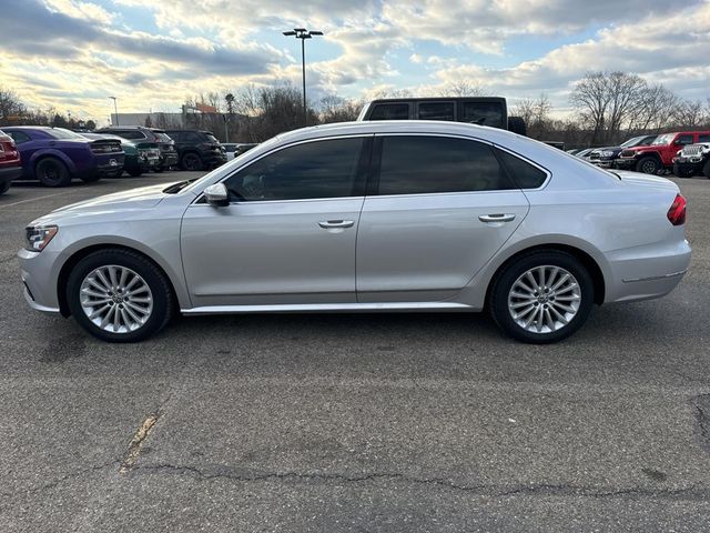 2017 Volkswagen Passat 1.8T SE