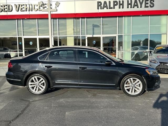 2017 Volkswagen Passat 1.8T SE