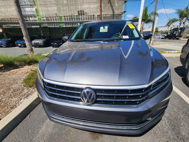 2017 Volkswagen Passat 1.8T SE