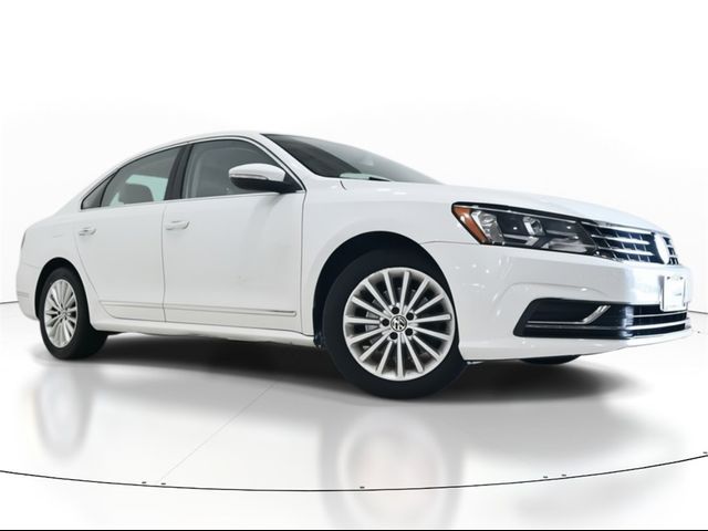 2017 Volkswagen Passat 1.8T SE