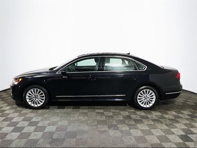 2017 Volkswagen Passat 1.8T SE