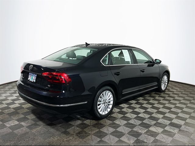 2017 Volkswagen Passat 1.8T SE