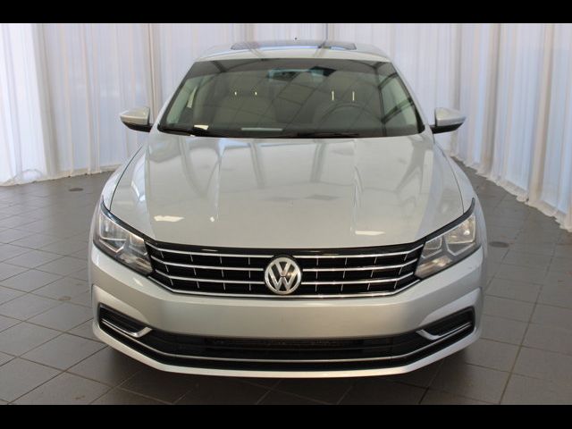 2017 Volkswagen Passat 1.8T SE