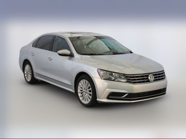 2017 Volkswagen Passat 1.8T SE