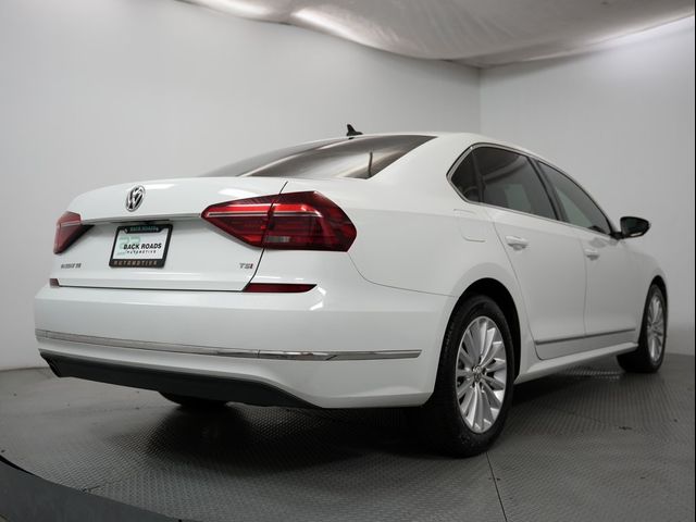 2017 Volkswagen Passat 1.8T SE