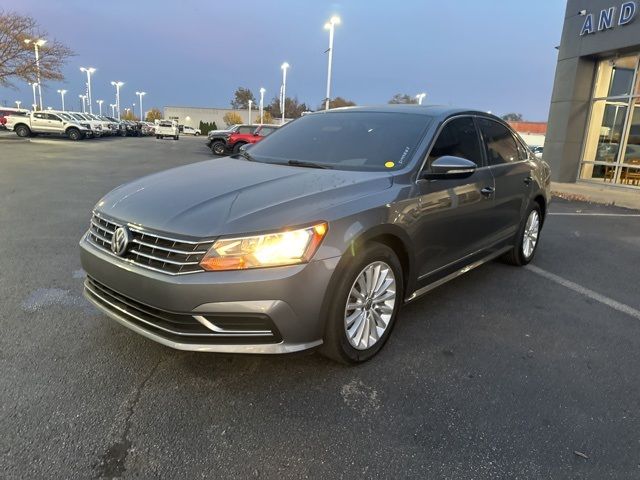 2017 Volkswagen Passat 1.8T SE