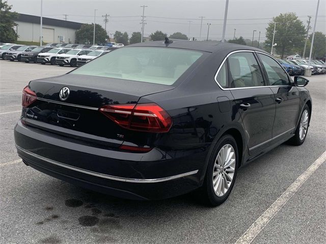 2017 Volkswagen Passat 1.8T SE