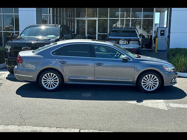 2017 Volkswagen Passat 1.8T SE