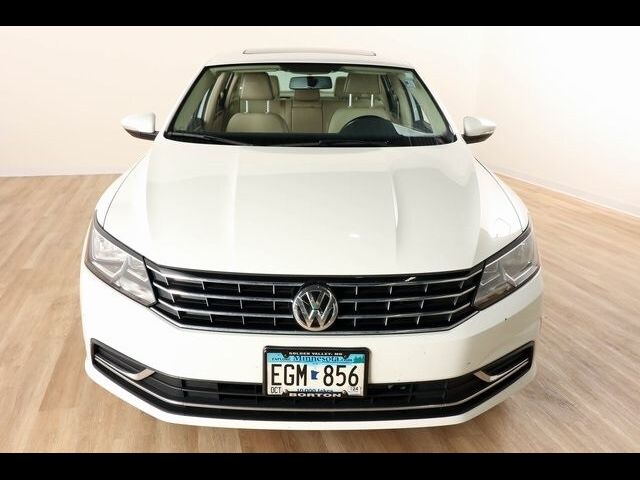 2017 Volkswagen Passat 1.8T SE