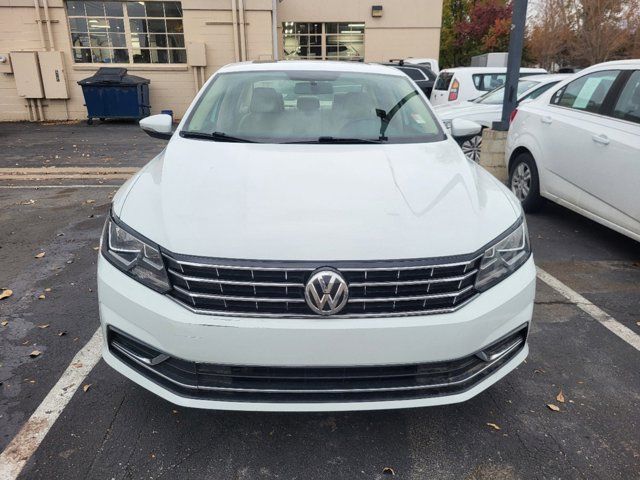 2017 Volkswagen Passat 1.8T SE