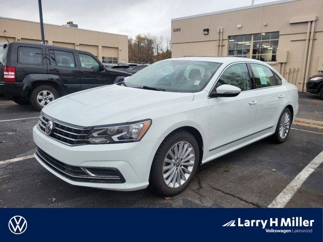 2017 Volkswagen Passat 1.8T SE