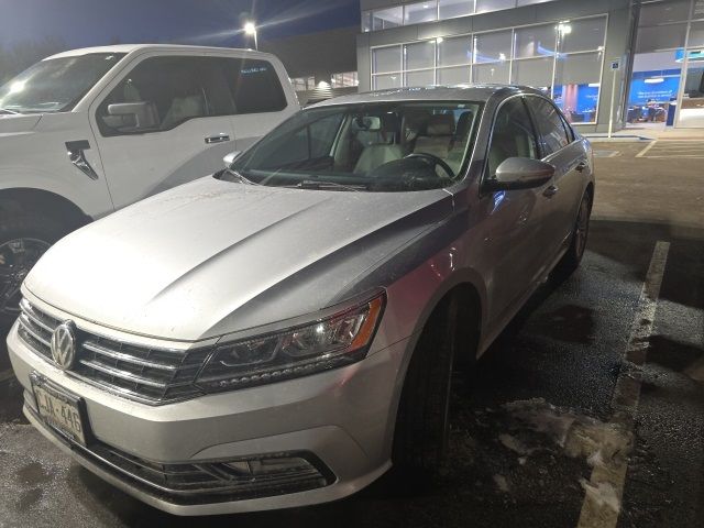 2017 Volkswagen Passat 1.8T SE