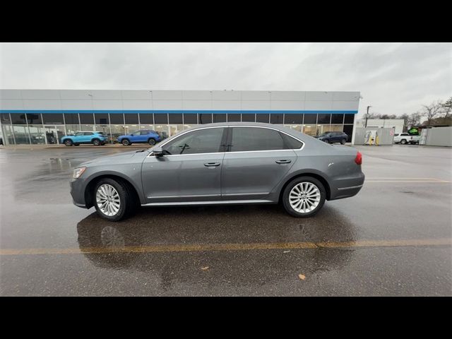 2017 Volkswagen Passat 1.8T SE