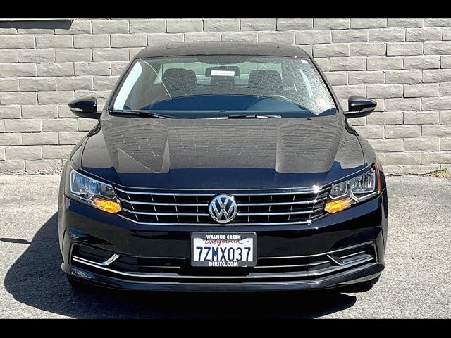 2017 Volkswagen Passat 1.8T SE