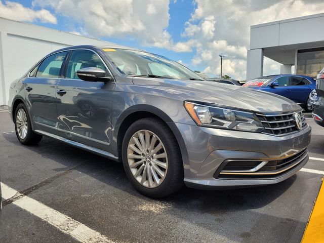 2017 Volkswagen Passat 1.8T SE