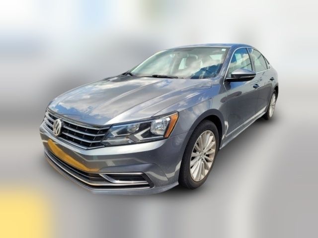 2017 Volkswagen Passat 1.8T SE