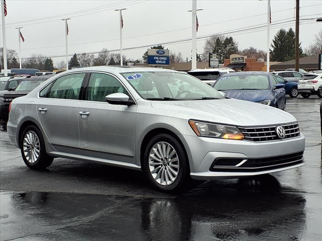 2017 Volkswagen Passat 1.8T SE