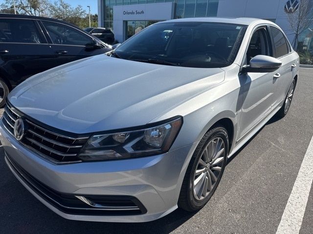 2017 Volkswagen Passat 1.8T SE