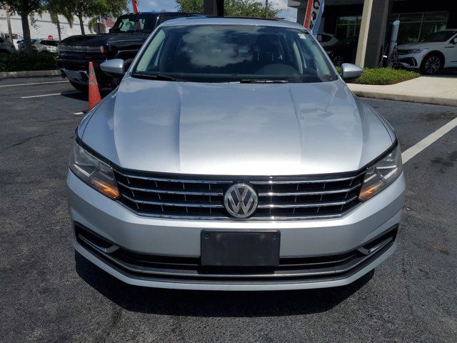 2017 Volkswagen Passat 1.8T SE