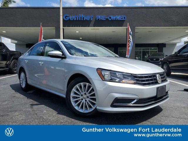 2017 Volkswagen Passat 1.8T SE