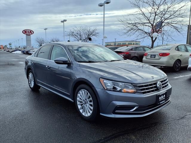 2017 Volkswagen Passat 1.8T SE