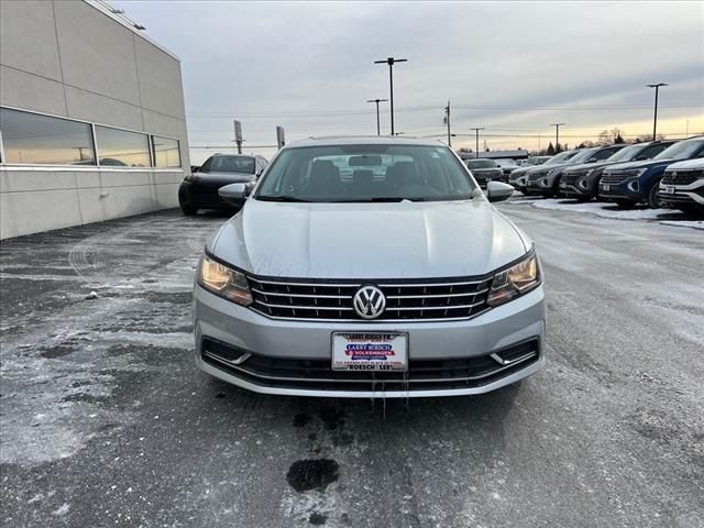 2017 Volkswagen Passat 1.8T SE