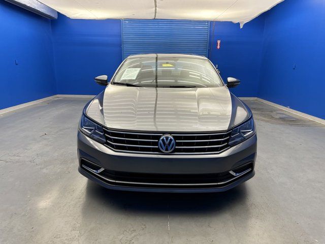 2017 Volkswagen Passat 1.8T SE