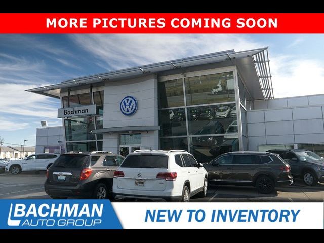 2017 Volkswagen Passat 1.8T SE