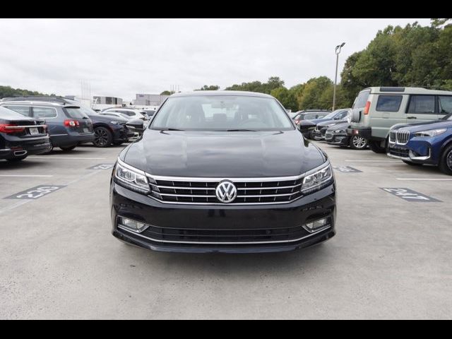 2017 Volkswagen Passat 1.8T SE