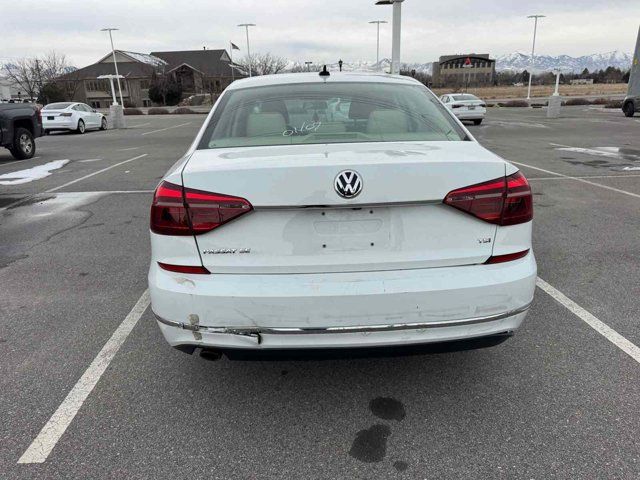 2017 Volkswagen Passat 1.8T SE