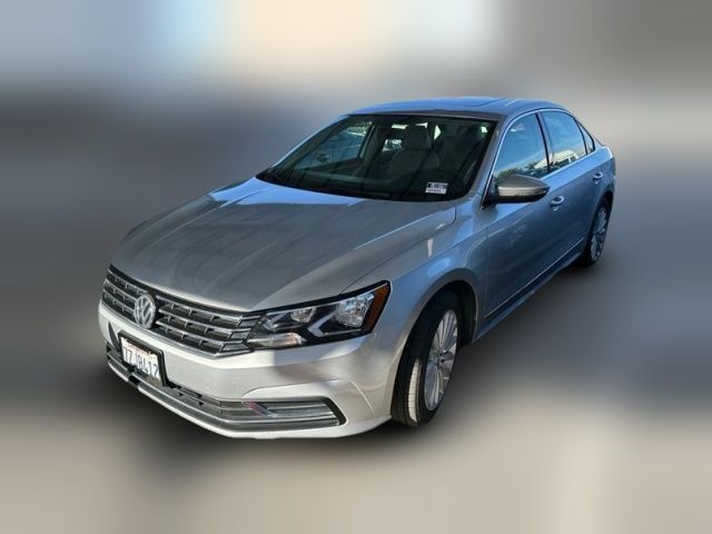 2017 Volkswagen Passat 1.8T SE