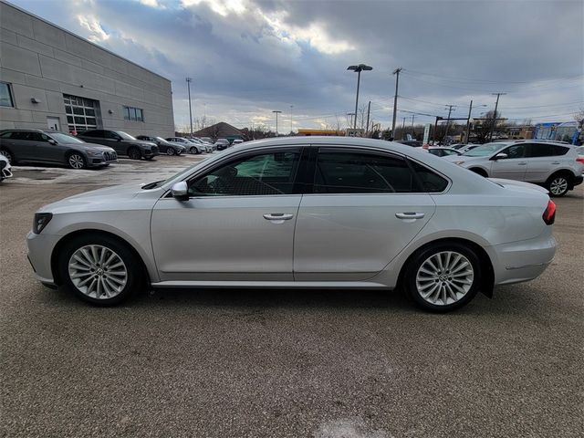 2017 Volkswagen Passat 1.8T SE