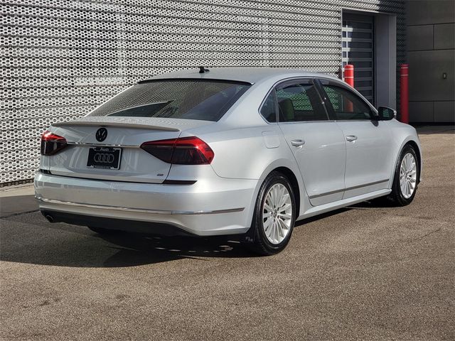 2017 Volkswagen Passat 1.8T SE