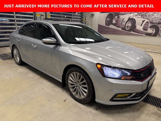 2017 Volkswagen Passat 1.8T SE