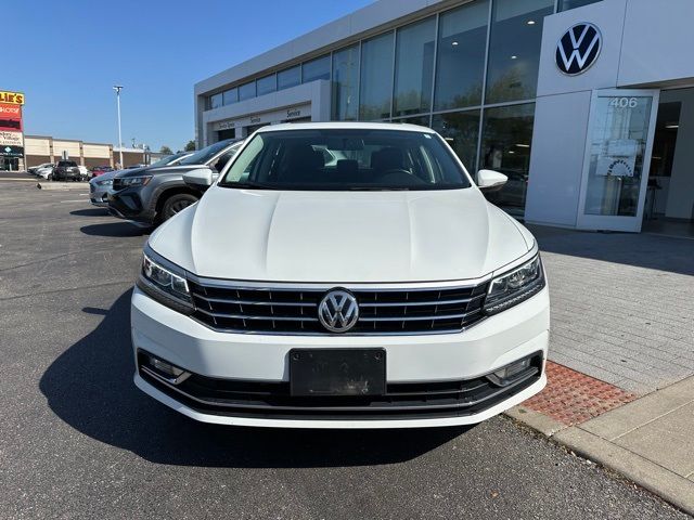 2017 Volkswagen Passat 1.8T SE