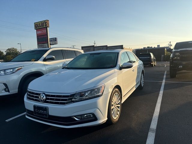 2017 Volkswagen Passat 1.8T SE