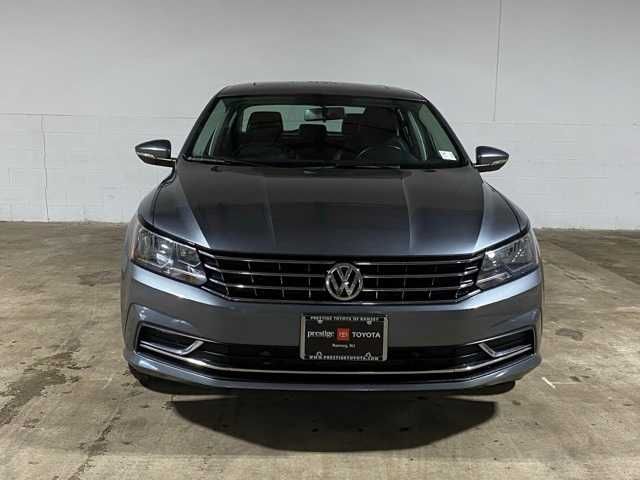 2017 Volkswagen Passat 1.8T SE