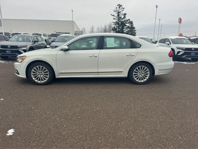 2017 Volkswagen Passat 1.8T SE