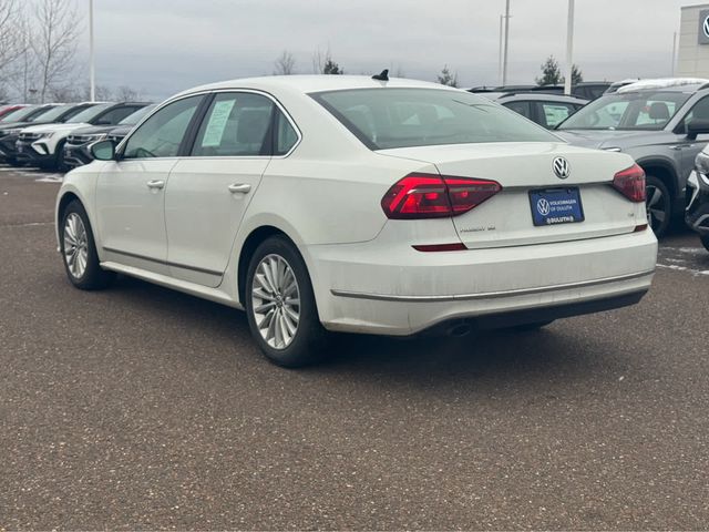 2017 Volkswagen Passat 1.8T SE