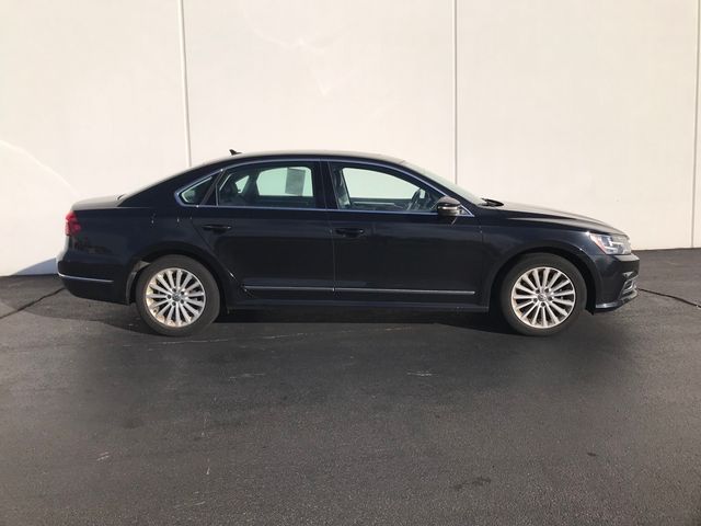 2017 Volkswagen Passat 1.8T SE