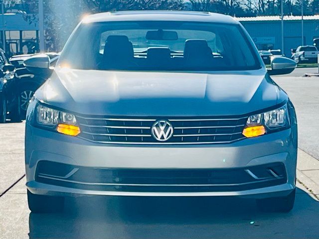 2017 Volkswagen Passat 1.8T SE