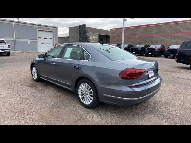 2017 Volkswagen Passat 1.8T SE