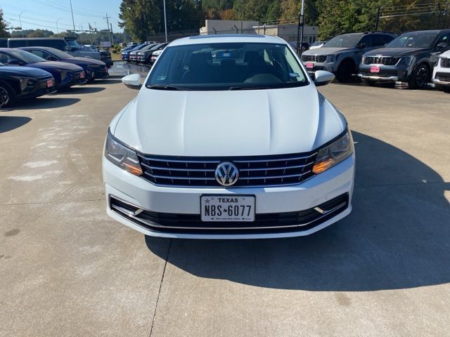 2017 Volkswagen Passat 1.8T SE