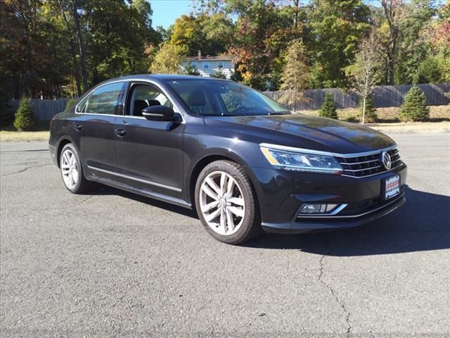 2017 Volkswagen Passat 1.8T SE Technology