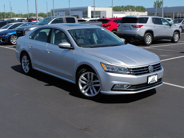 2017 Volkswagen Passat 1.8T SE Technology