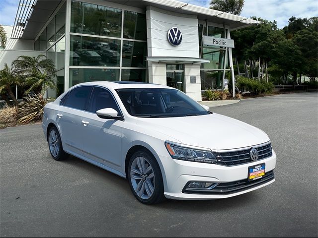 2017 Volkswagen Passat 1.8T SE Technology