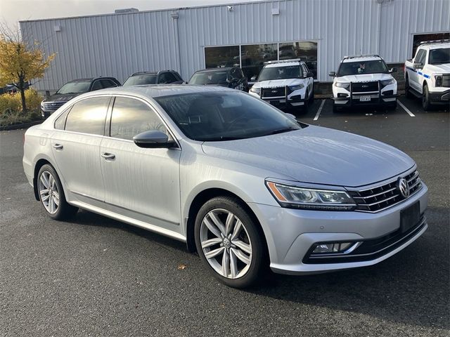 2017 Volkswagen Passat 1.8T SE Technology