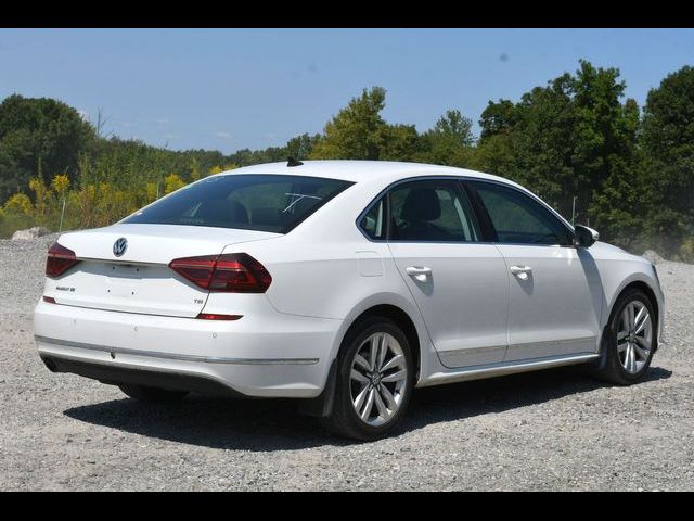 2017 Volkswagen Passat 1.8T SE Technology