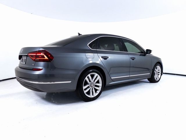 2017 Volkswagen Passat 1.8T SE Technology